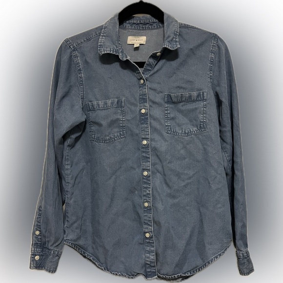 LUCKY BRAND 100 % Tencel long sleeve chambray shirt, split in back - size SP - Picture 1 of 5